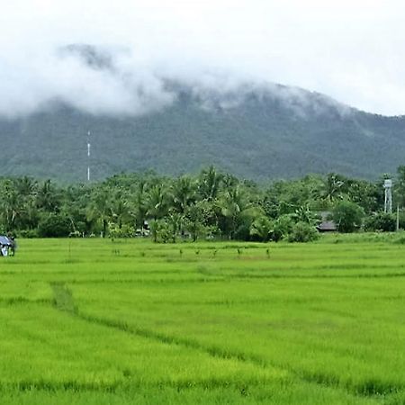 Bed and Breakfast Jamjuree Garden Ban Thung Ma Nieo Экстерьер фото